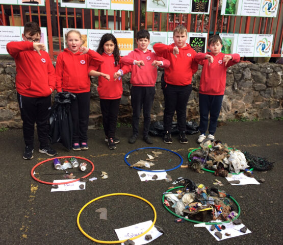 School organising litter